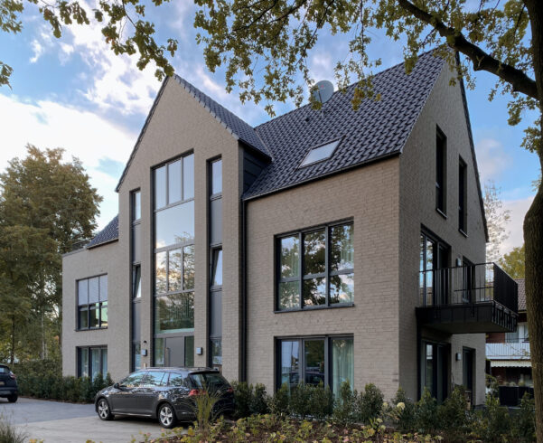 Mehrfamilienhaus